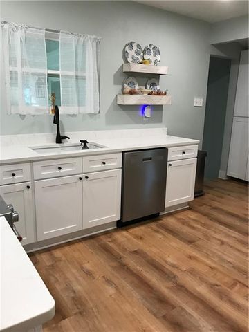 3858 Hillcrest Lane, Mobile, AL 36693