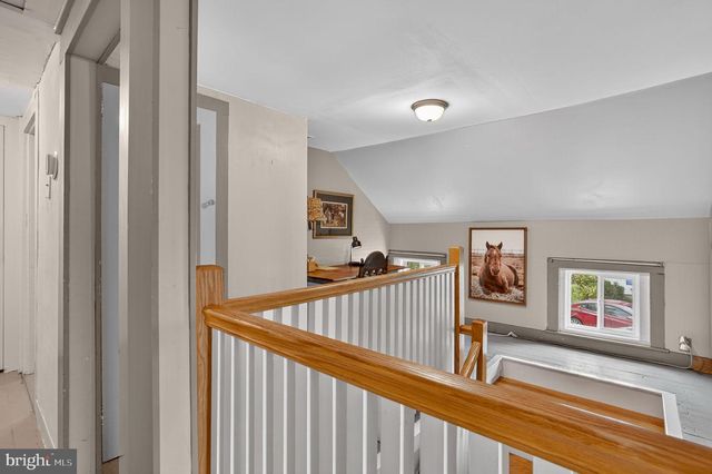 5277 MAIN ST, Chincoteague Island, VA 23336