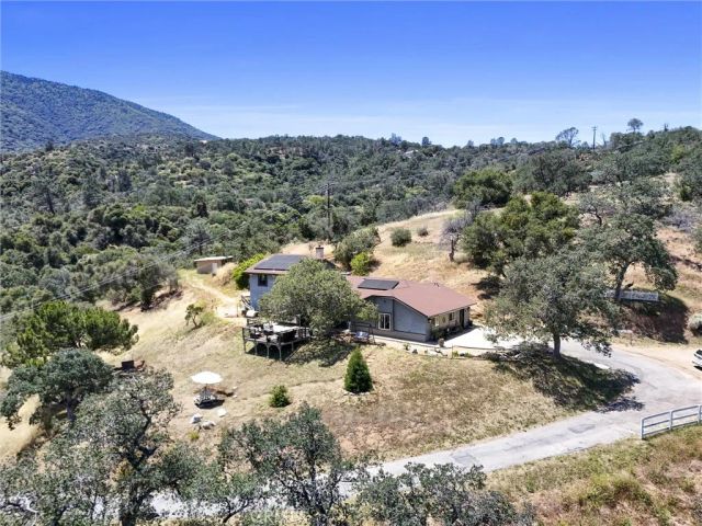 26920 Clear Creek, Keene, CA 93531