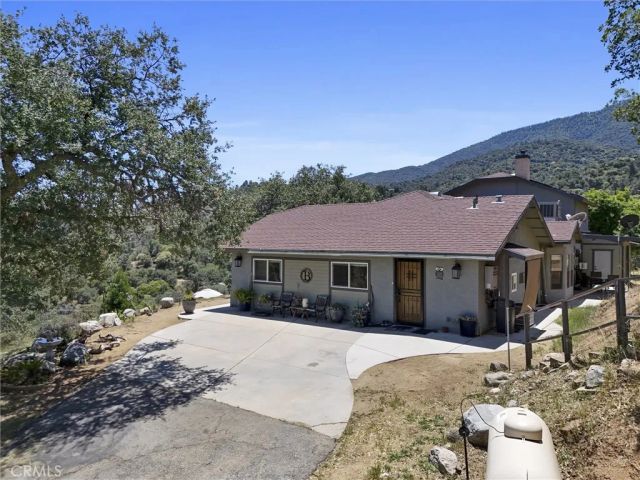 26920 Clear Creek, Keene, CA 93531