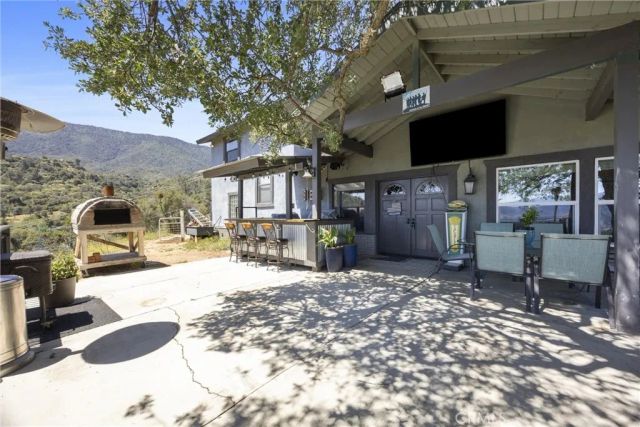26920 Clear Creek, Keene, CA 93531