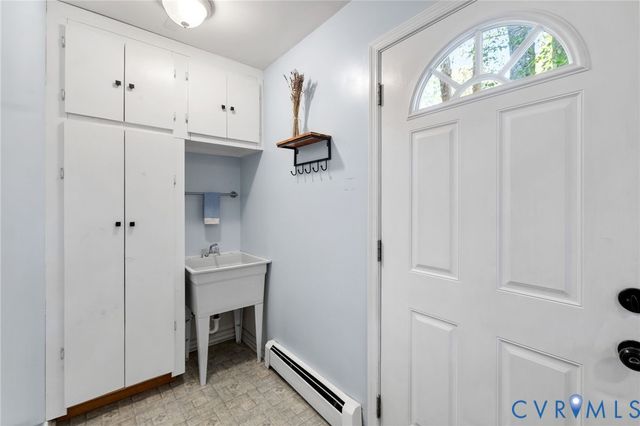 6209 Dustin Dr, Henrico, VA 23226