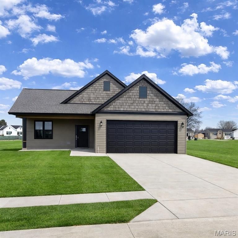 210 Jimmy H Drive, Jonesburg, MO 63351