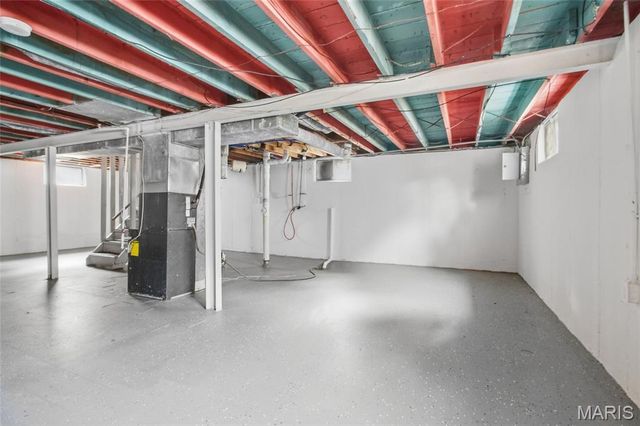 323 Crawford Road, Unincorporated, MO 63137