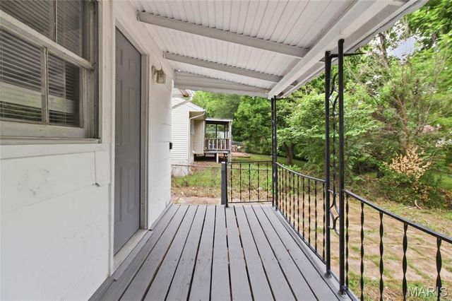 323 Crawford Road, Unincorporated, MO 63137