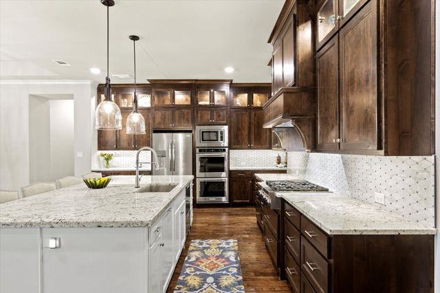 801 Lakehill Lane, Allen, TX 75013