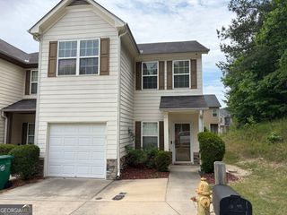 1260 Chinon Point, Lithonia, GA 30058