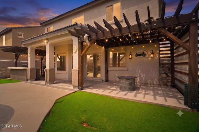 7816 ENCHANTED PATH Drive, El Paso, TX 79911