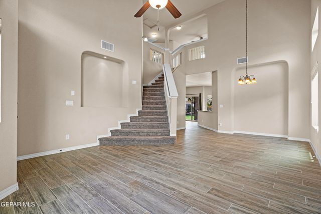 7816 ENCHANTED PATH Drive, El Paso, TX 79911
