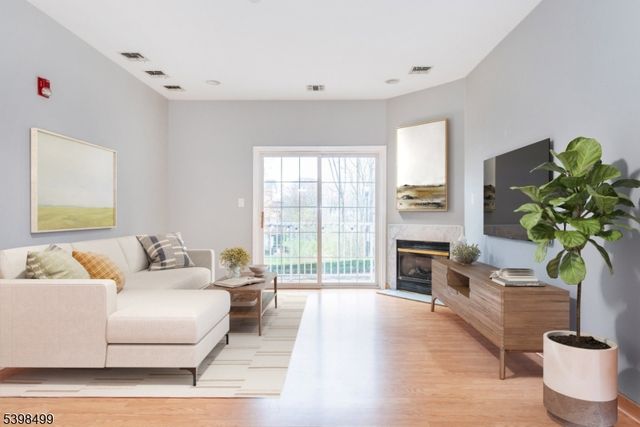 104 Barrister Dr 104, Butler Boro, NJ 07405