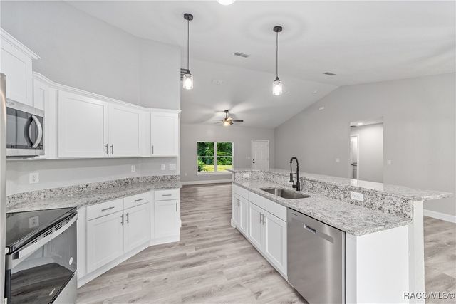 4065 SW 5th Avenue, Ocala, FL 34471