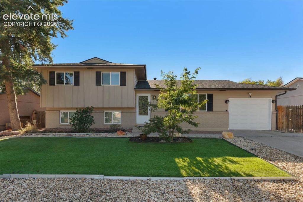 4520 Del Verde Drive, Colorado Springs, CO 80918 — exterior