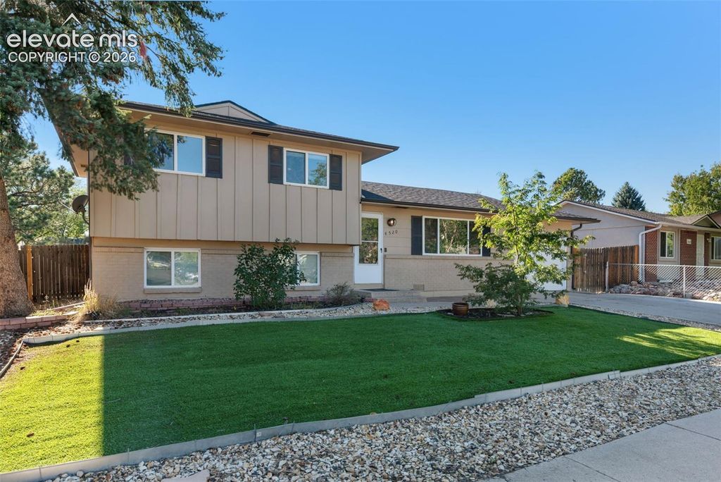 4520 Del Verde Drive, Colorado Springs, CO 80918 — photo 2