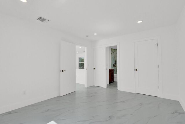 10084 Meridian Way N 4, Palm Beach Gardens, FL 33410