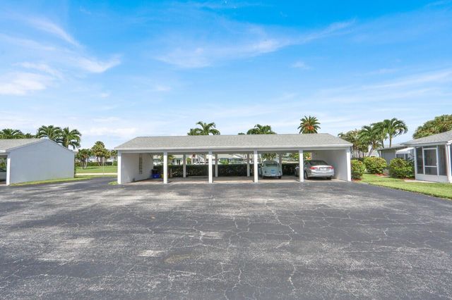 10084 Meridian Way N 4, Palm Beach Gardens, FL 33410