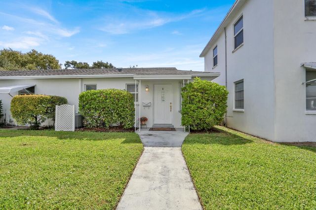 10084 Meridian Way N 4, Palm Beach Gardens, FL 33410