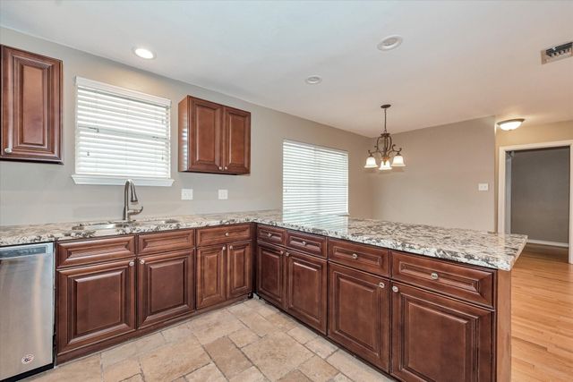5321 Pagewood Lane, Houston, TX 77056