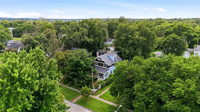 530 6th Street, West Des Moines, IA 50265