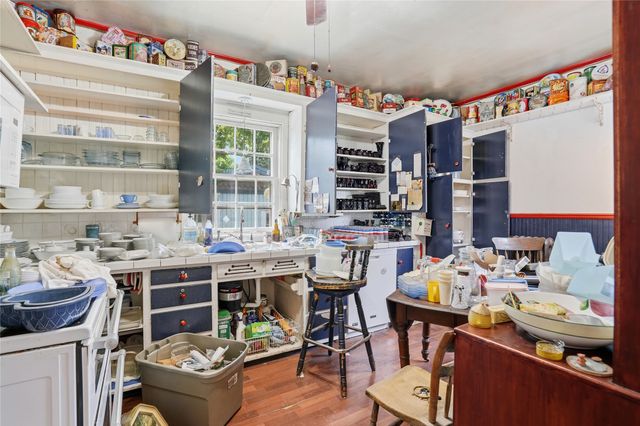 530 6th Street, West Des Moines, IA 50265