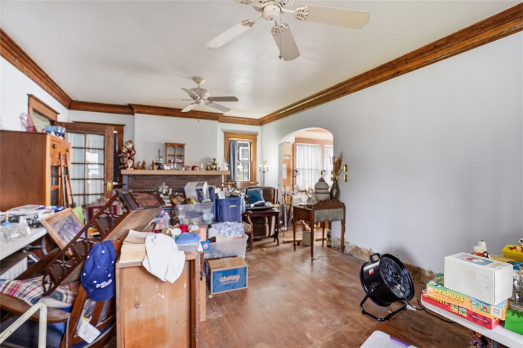 530 6th Street, West Des Moines, IA 50265