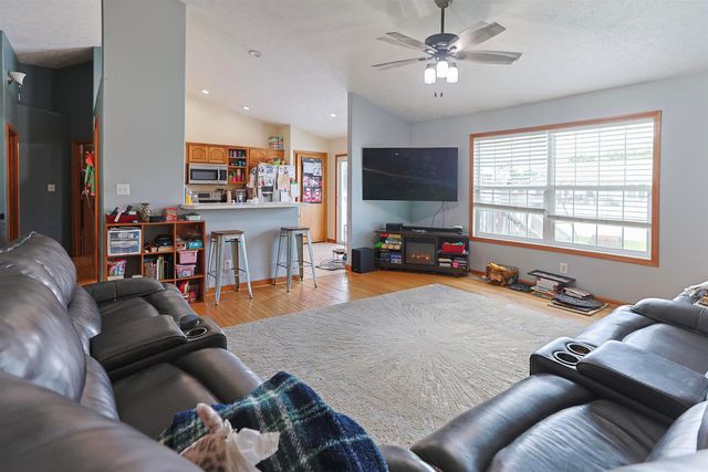 55763 Ringneck Drive, Osceola, IN 46561