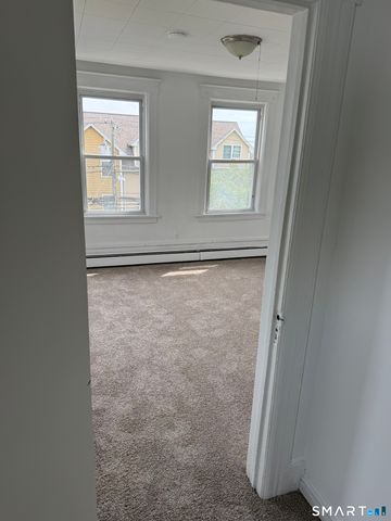 113 Seaside Avenue, Stamford, CT 06902