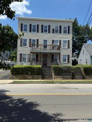 113 Seaside Avenue, Stamford, CT 06902