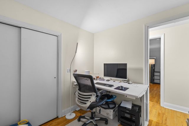 1392 Old Pleasant St, Bridgewater, MA 02324