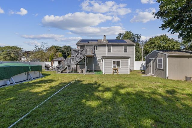 1392 Old Pleasant St, Bridgewater, MA 02324