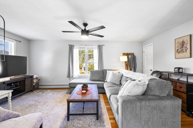 1392 Old Pleasant St, Bridgewater, MA 02324
