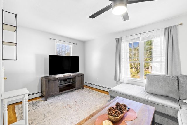 1392 Old Pleasant St, Bridgewater, MA 02324