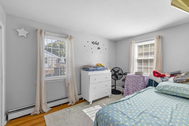1392 Old Pleasant St, Bridgewater, MA 02324