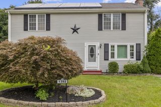1392 Old Pleasant St, Bridgewater, MA 02324