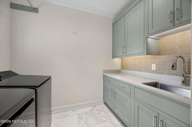 12375 GLEN KERNAN Parkway N, Jacksonville, FL 32224