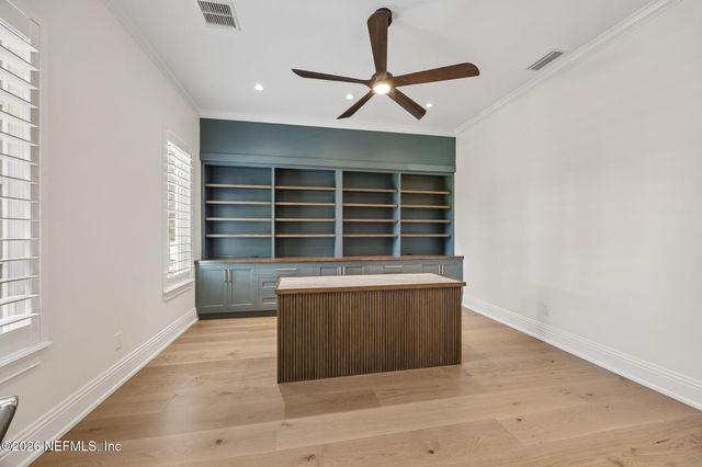 12375 GLEN KERNAN Parkway N, Jacksonville, FL 32224