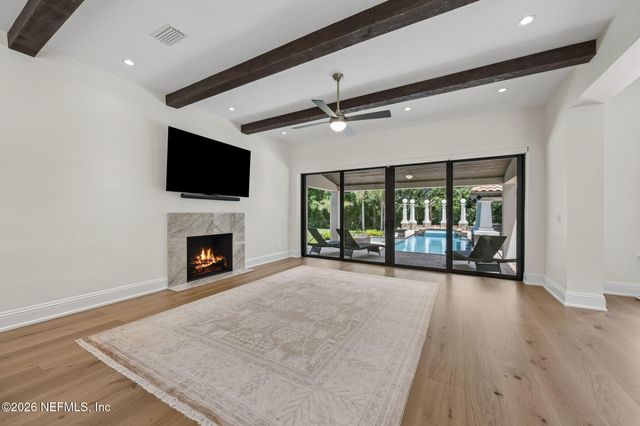 12375 GLEN KERNAN Parkway N, Jacksonville, FL 32224
