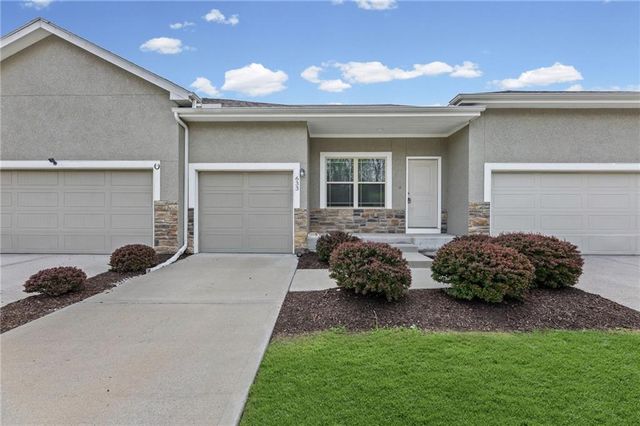 633 N 74th Street, Kansas City, KS 66112