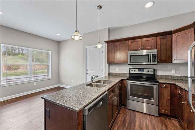 633 N 74th Street, Kansas City, KS 66112