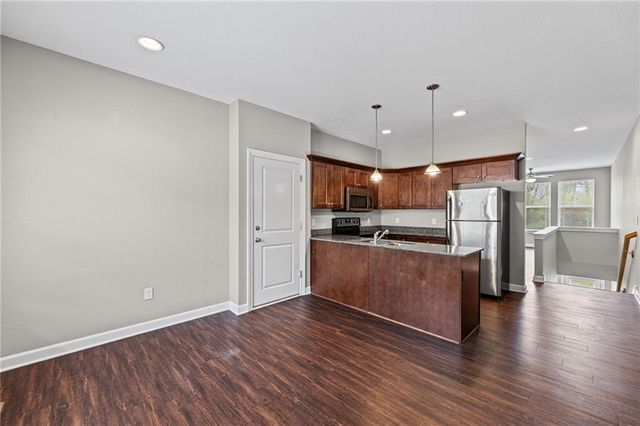 633 N 74th Street, Kansas City, KS 66112