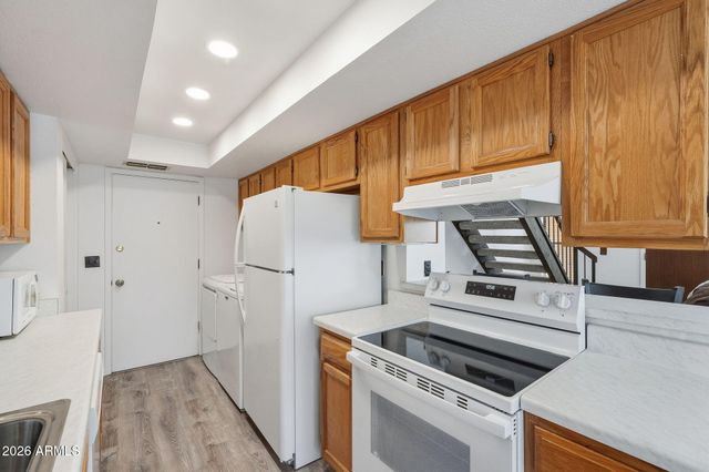 744 E North Lane 2, Phoenix, AZ 85020