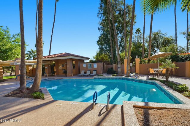 744 E North Lane 2, Phoenix, AZ 85020