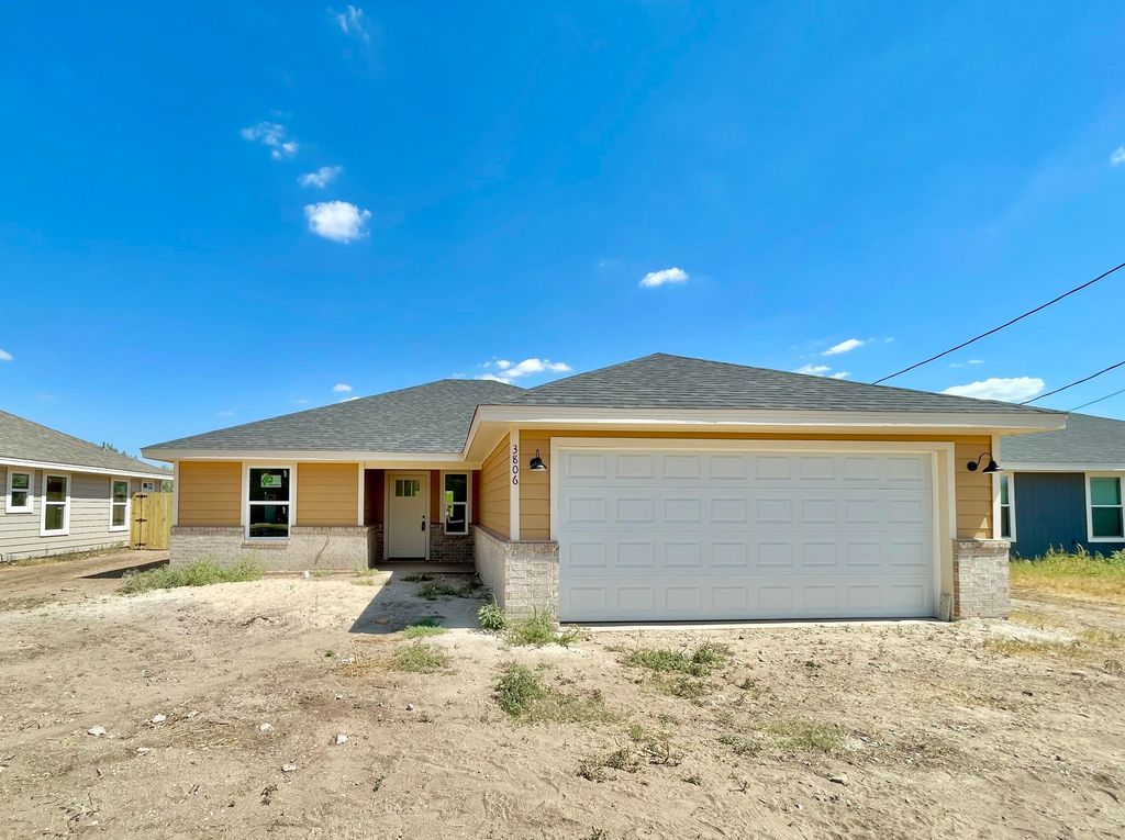 Image 1 of property listing at 3806 Crockett Street, San Angelo, TX 76903