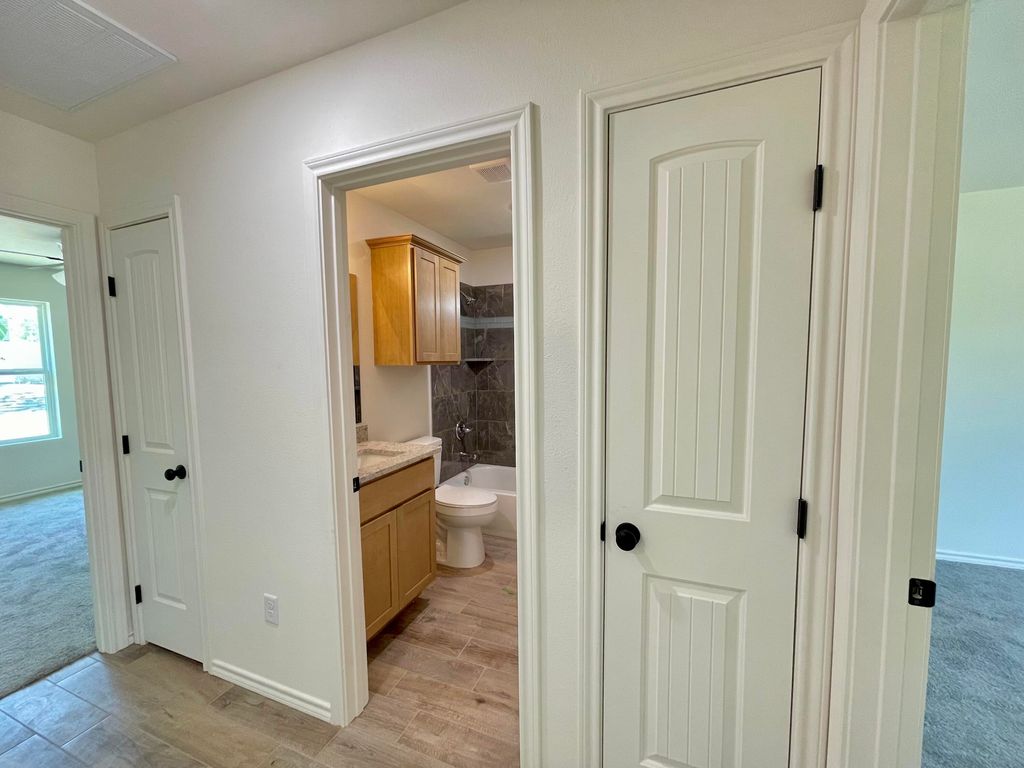 Image 10 of property listing at 3806 Crockett Street, San Angelo, TX 76903