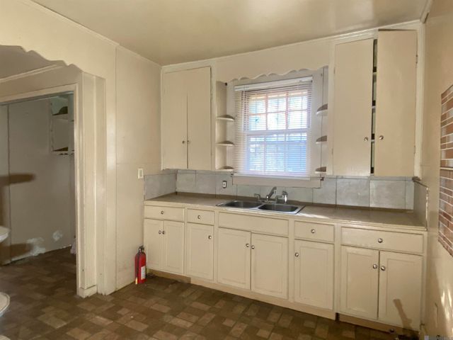 2732 Huron St, Baton Rouge, LA 70805