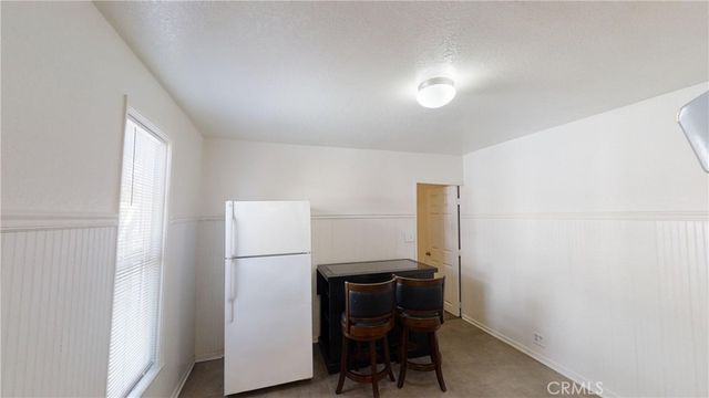 138 N Riverside Avenue, Rialto, CA 92376