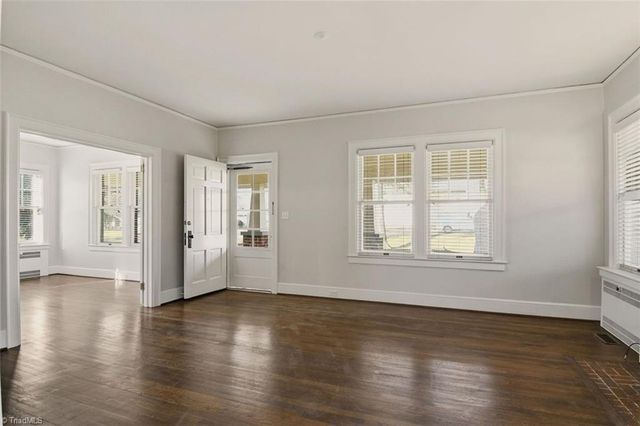 4635 Shattalon Drive, Winston-salem, NC 27106