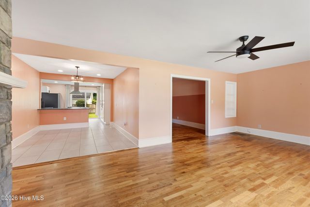 4109 Peachtree Avenue, Wilmington, NC 28403