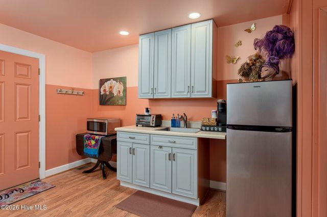 4109 Peachtree Avenue, Wilmington, NC 28403