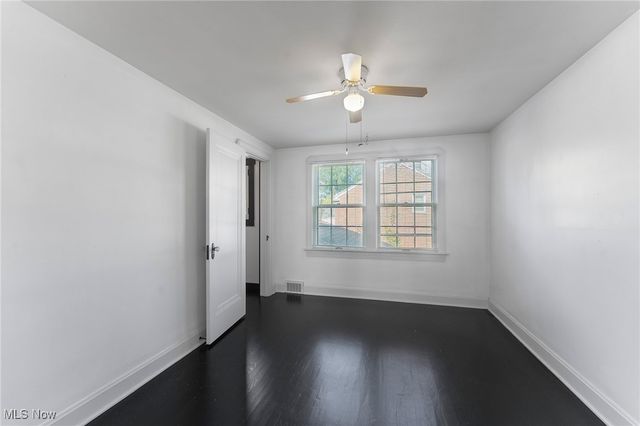 4038 Sunset Boulevard, Youngstown, OH 44512