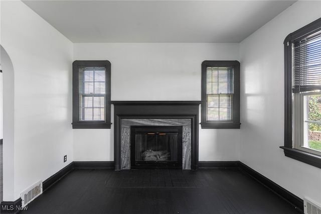 4038 Sunset Boulevard, Youngstown, OH 44512